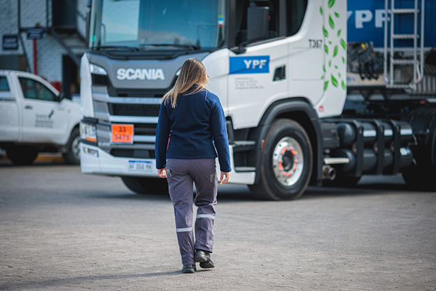 Conductoras Scania 1